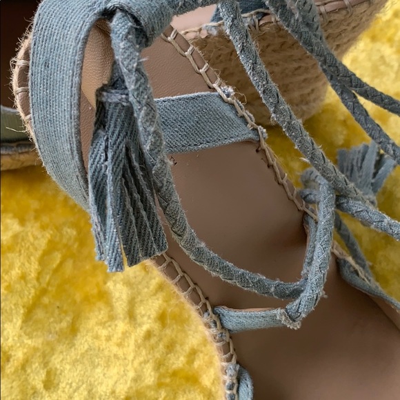 🌈 Denim sandal wedge rope tie fringe sandal - Picture 3 of 6